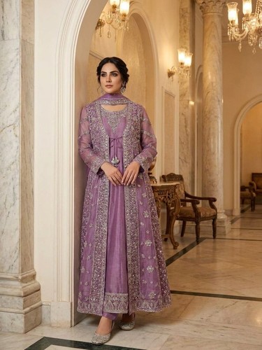 Maxikleid aus besticktem